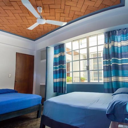Hostal Azul Y Blanco Santa Cruz Huatulco Ngoại thất bức ảnh