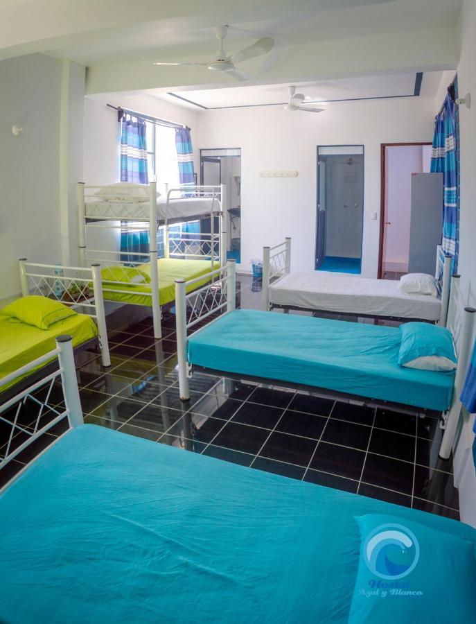 Hostal Azul Y Blanco Santa Cruz Huatulco Ngoại thất bức ảnh