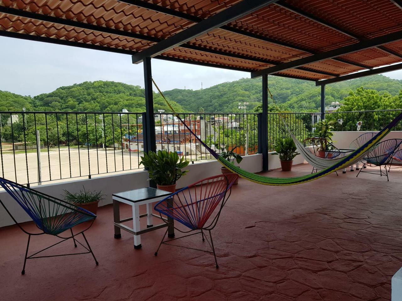 Hostal Azul Y Blanco Santa Cruz Huatulco Ngoại thất bức ảnh